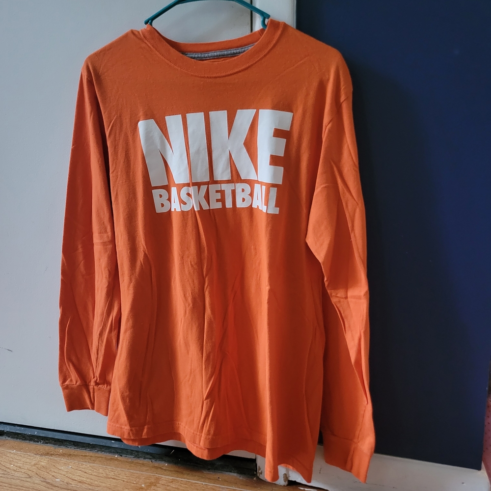 Nike Basketball Long Sleeve Tee